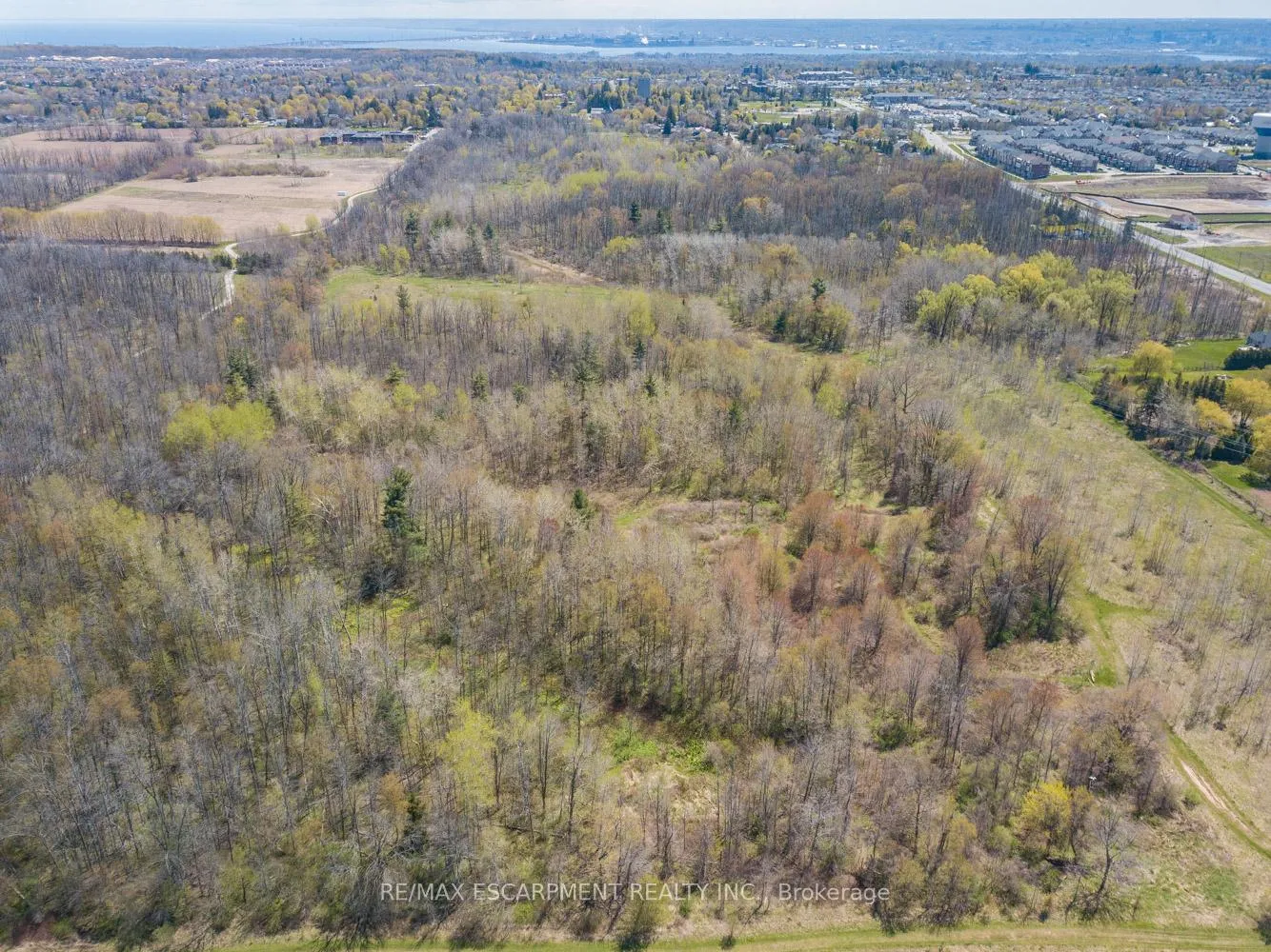 Photo 3 of REAR Parkside Drive, Hamilton, Waterdown — HOMEH