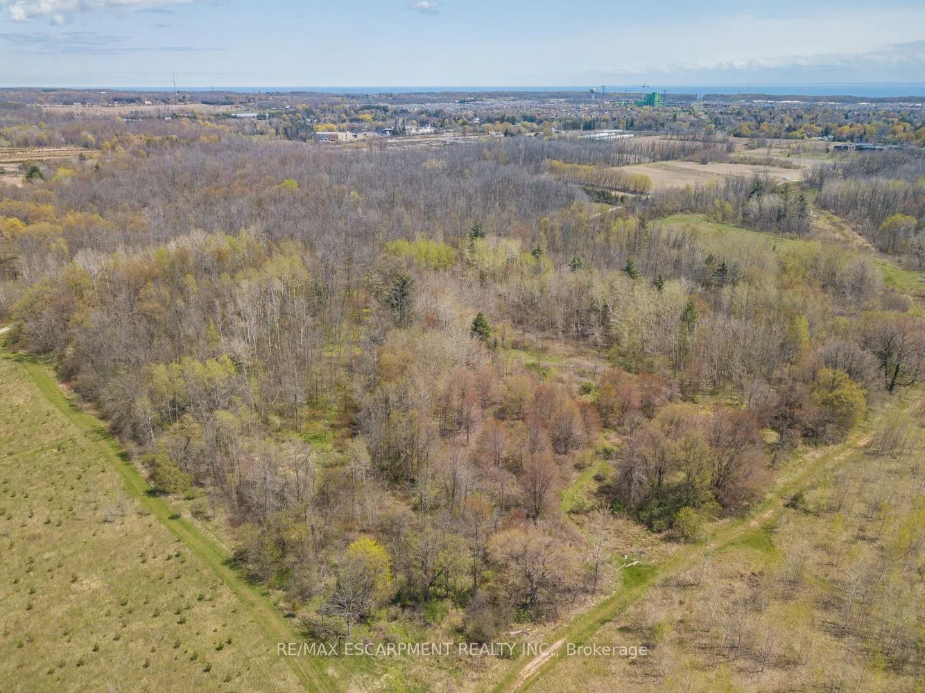Photo 10 of REAR Parkside Drive, Hamilton, Waterdown — HOMEH