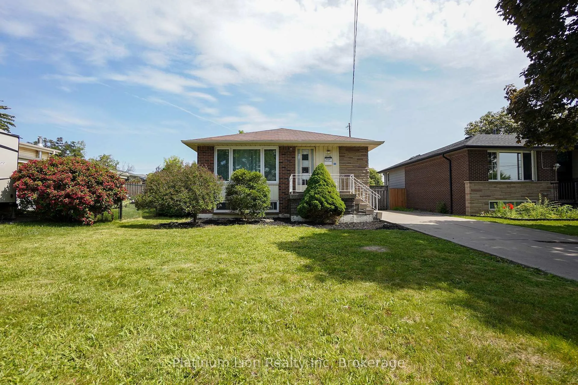 Photo 1 of 29 Cameo Avenue, Hamilton, Macassa — HOMEH