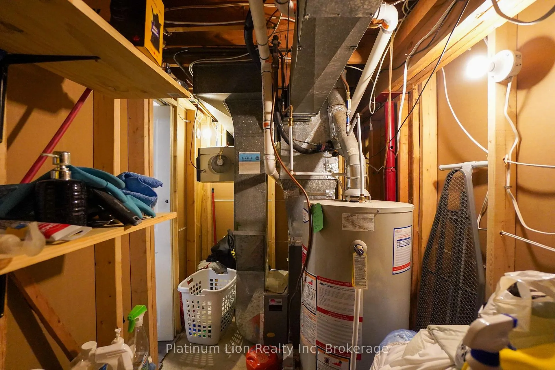 Photo 23 of 29 Cameo Avenue, Hamilton, Macassa — HOMEH