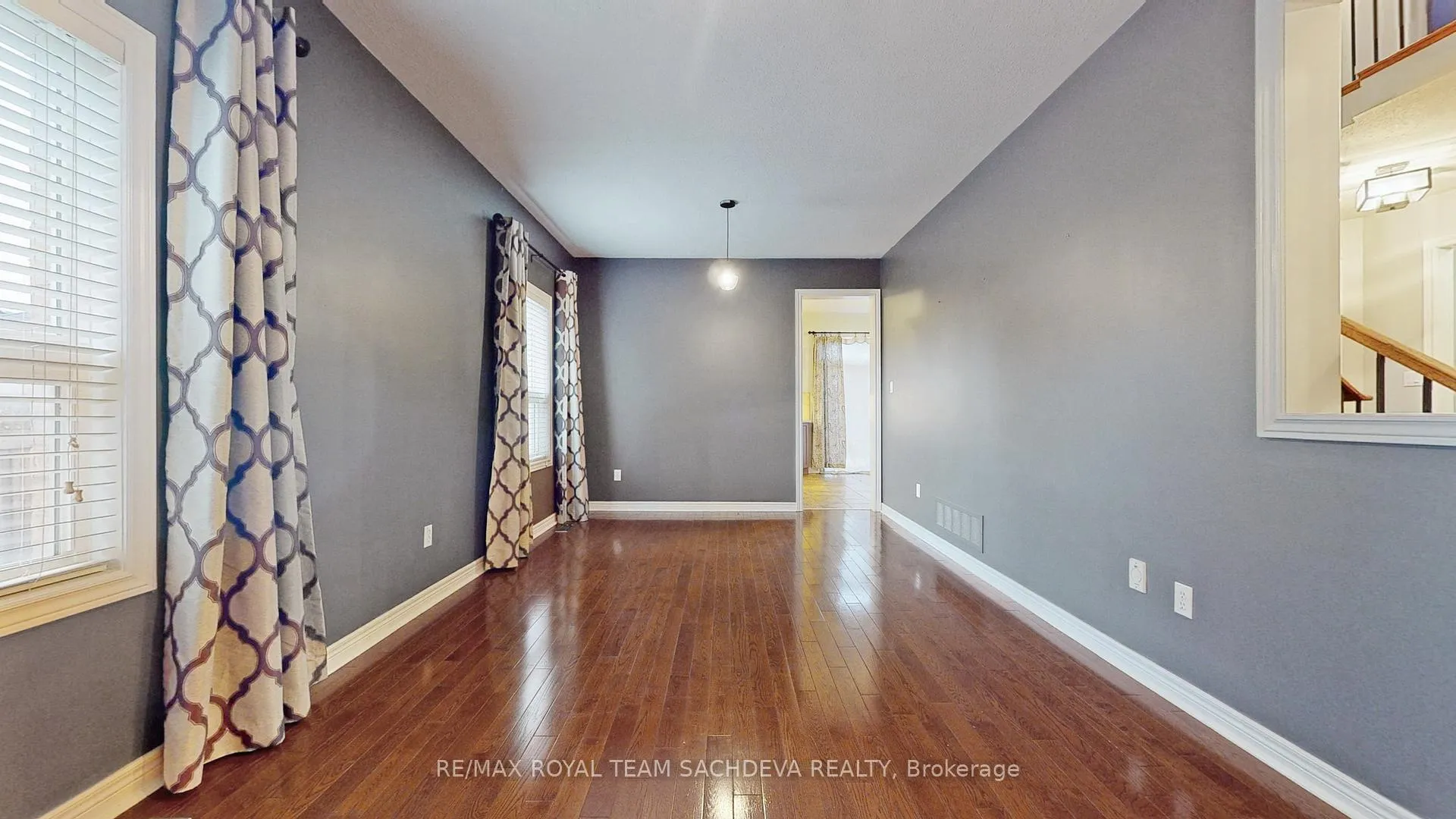 Photo 3 of Unit Upper, 10 Pears Court, Clarington, Courtice — HOMEH