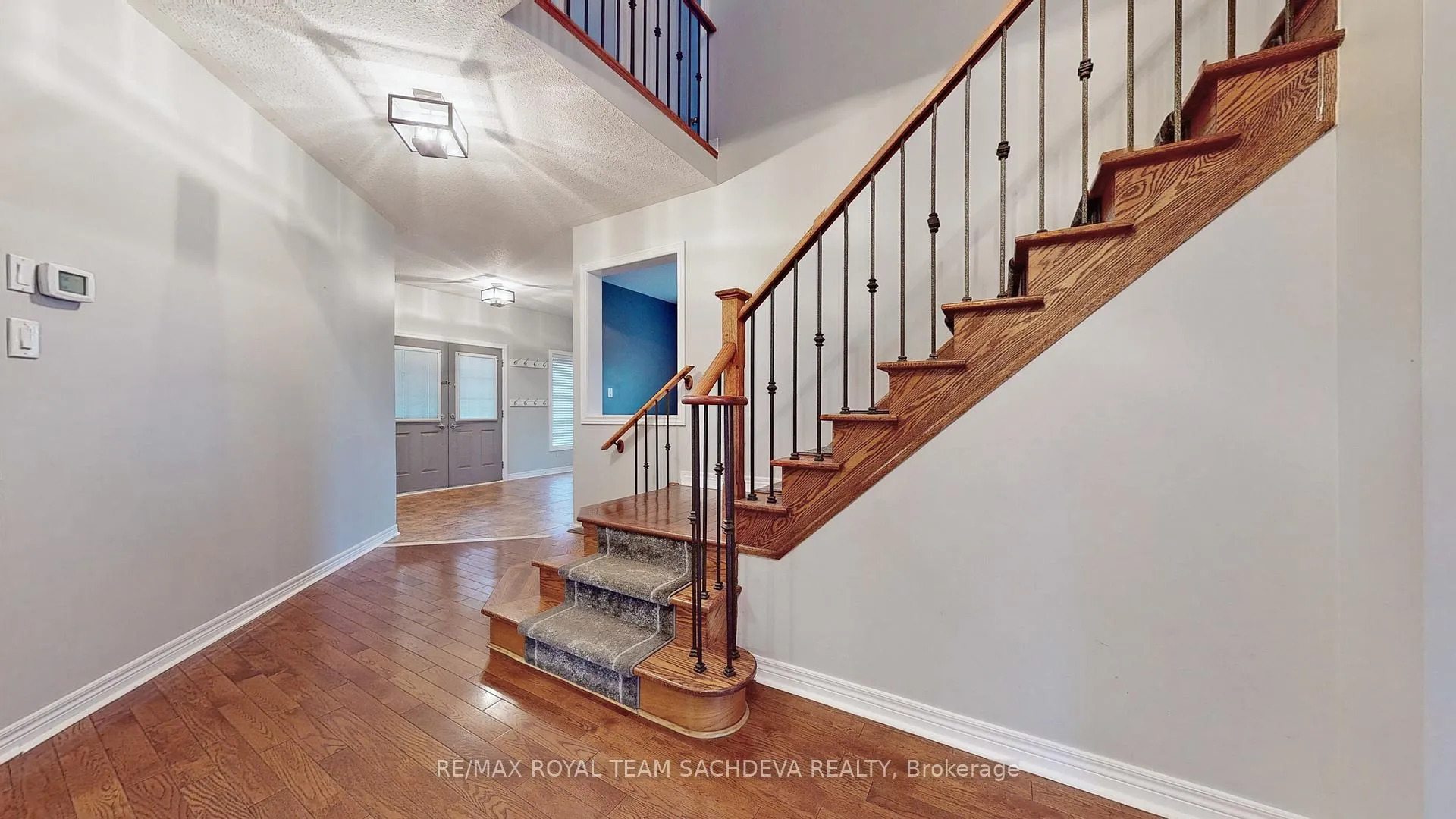 Photo 25 of Unit Upper, 10 Pears Court, Clarington, Courtice — HOMEH