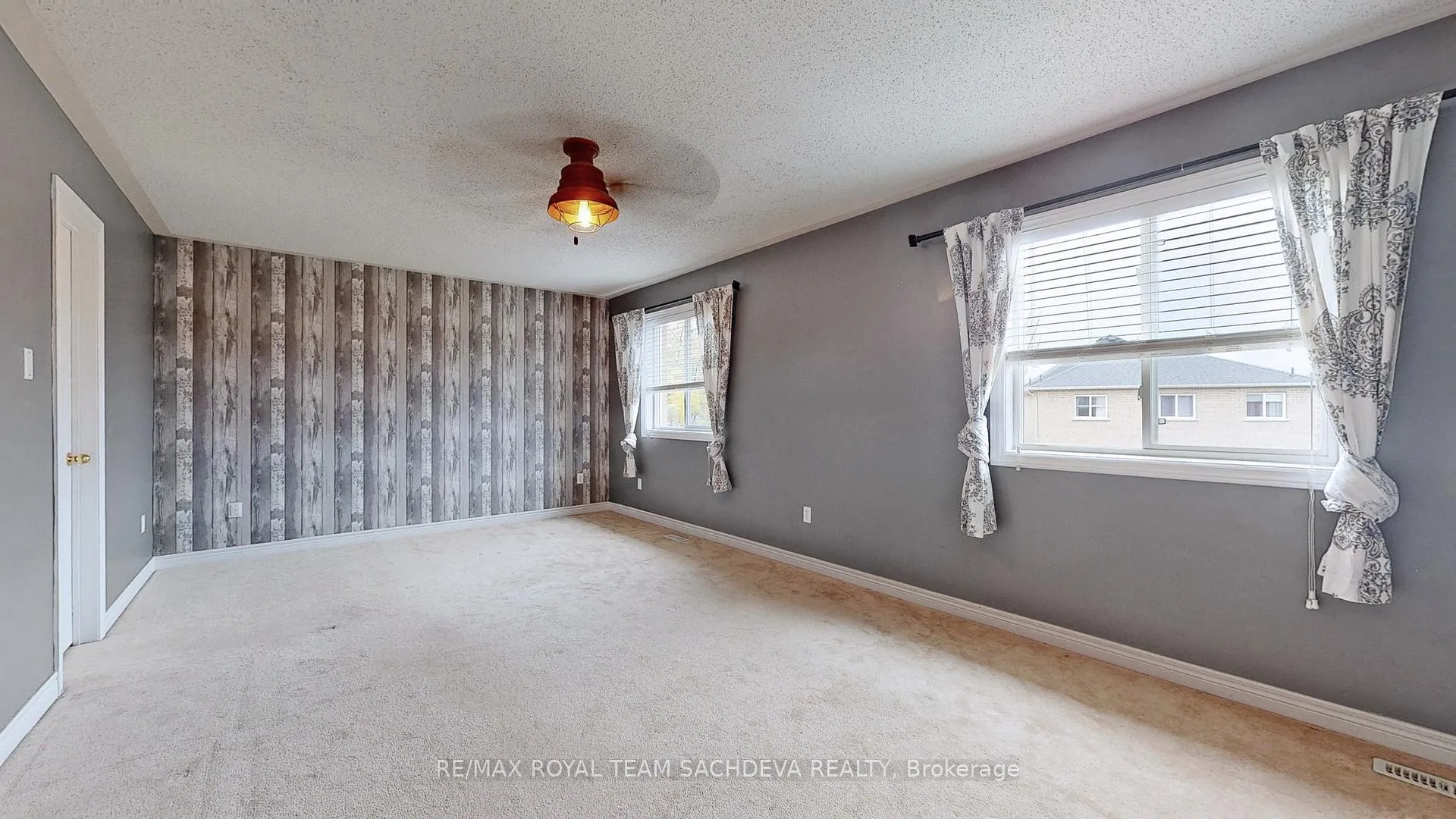 Photo 27 of Unit Upper, 10 Pears Court, Clarington, Courtice — HOMEH