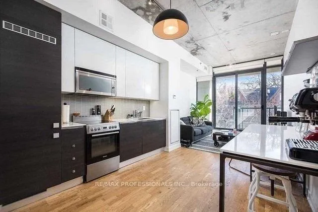 Photo 6 of Unit 215, 8 Dovercourt Road, Toronto, Little Portugal — HOMEH