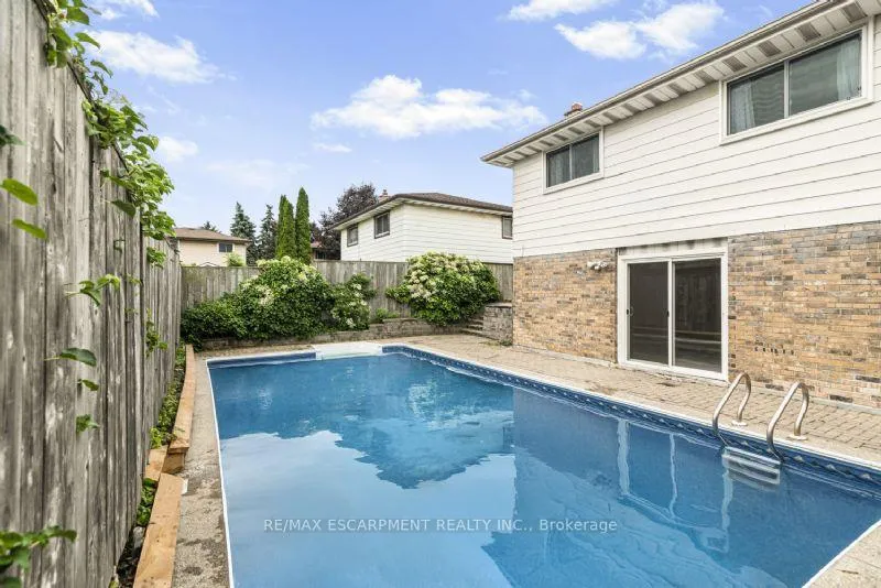 Photo 40 of 105 Lavina Crescent, Hamilton, Mountview — HOMEH