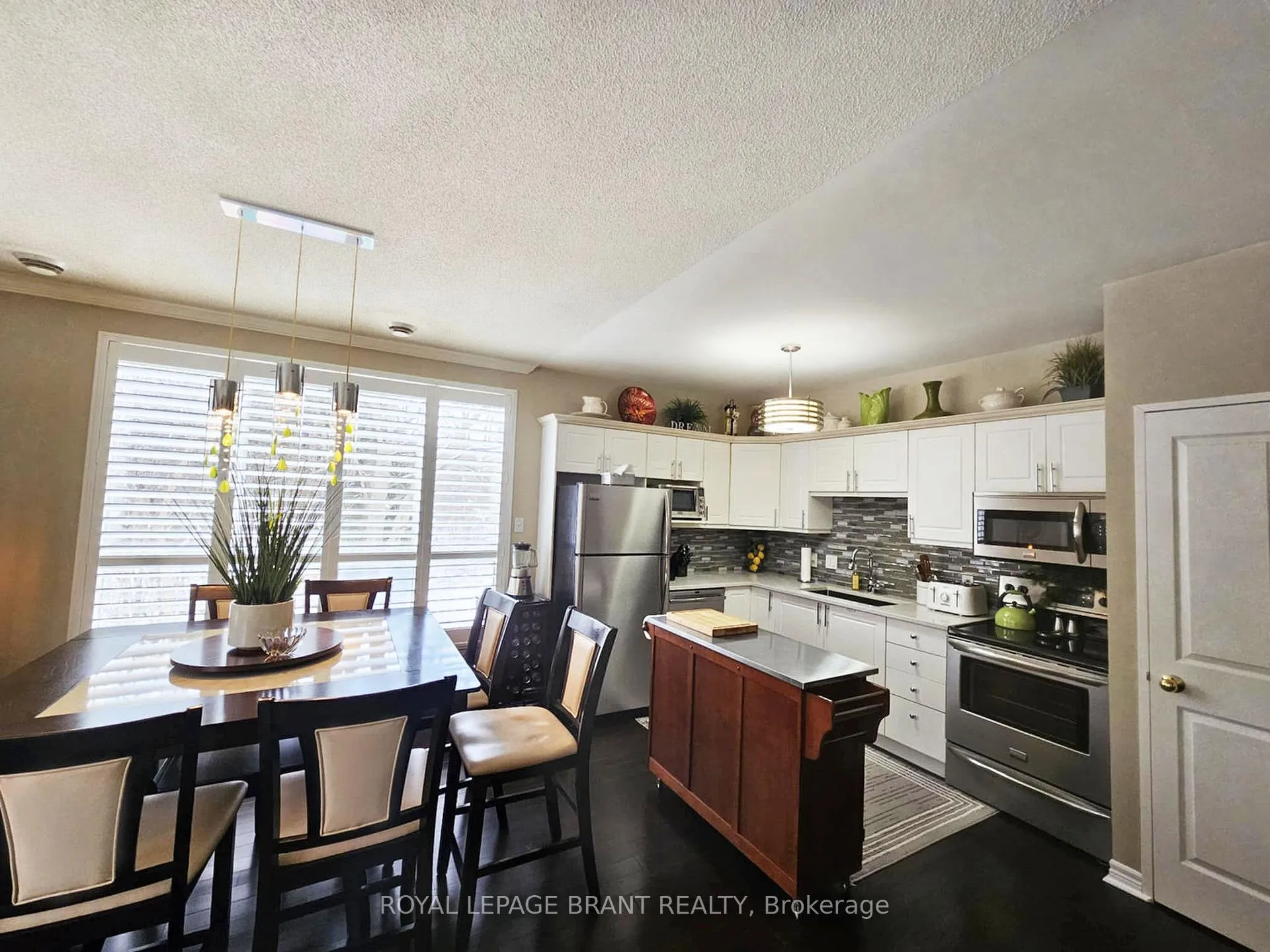 Photo 6 of Unit 104, 255 Keats Way, Waterloo — HOMEH