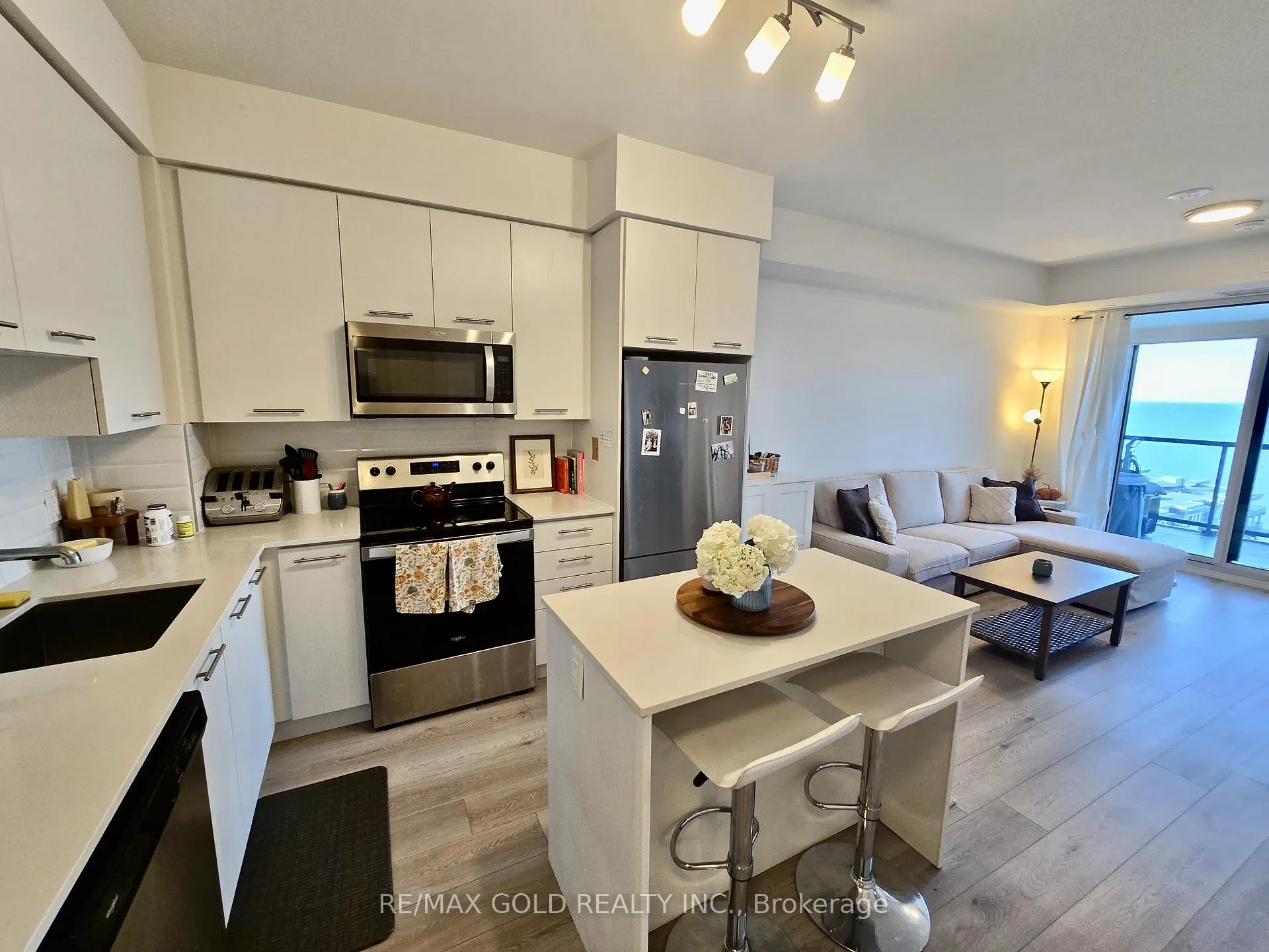 Photo 7 of Unit 1207, 385 Winston Road, Grimsby, Grimsby Beach — HOMEH