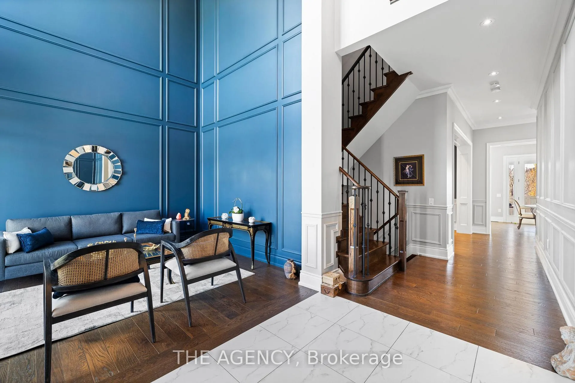 Photo 5 of 25 Wedgeport Court, King, Nobleton — HOMEH