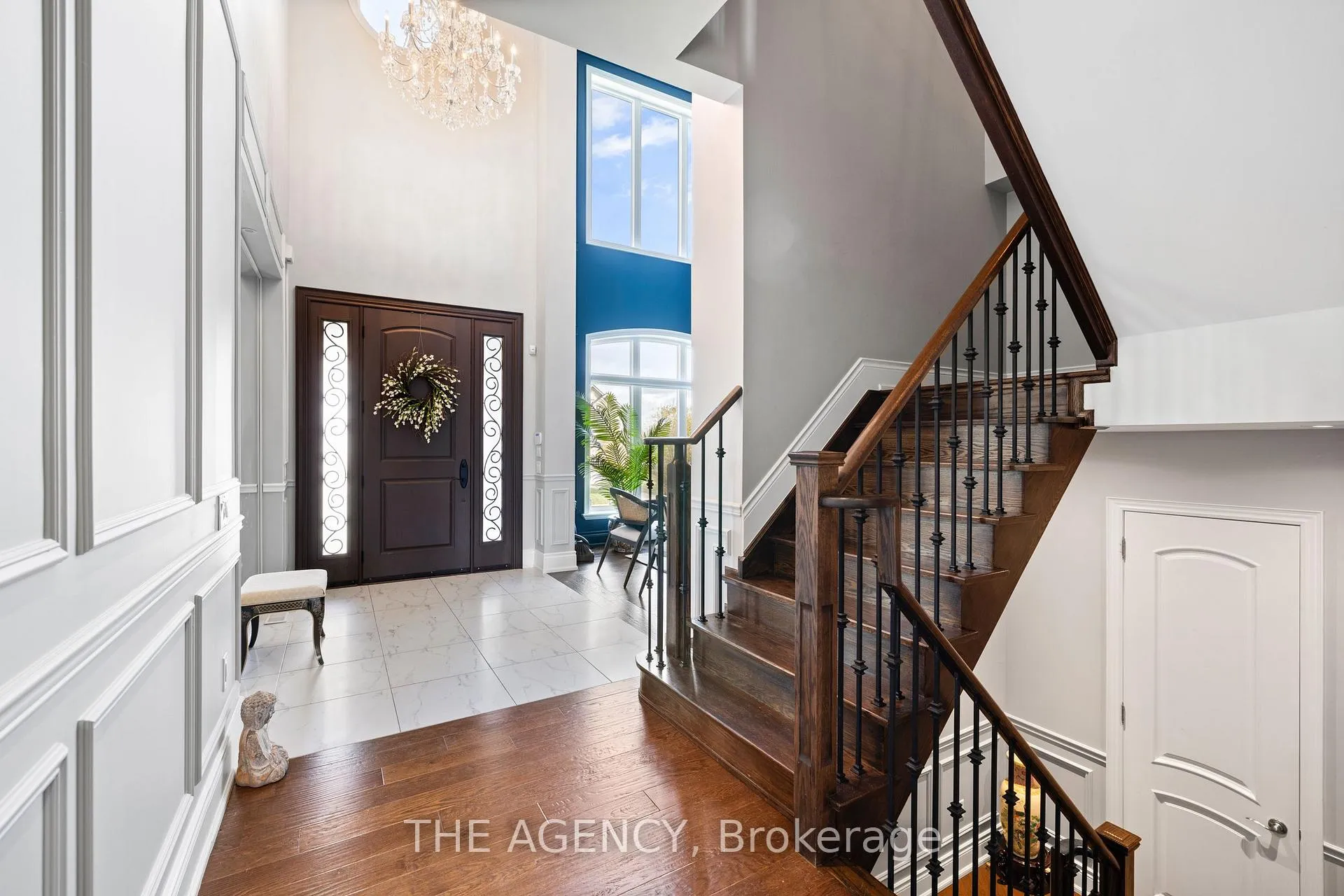 Photo 6 of 25 Wedgeport Court, King, Nobleton — HOMEH