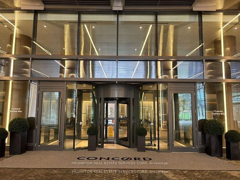 Photo 3 of Unit 607, 1 Concord CityPlace Way, Toronto, Waterfront Communities — HOMEH