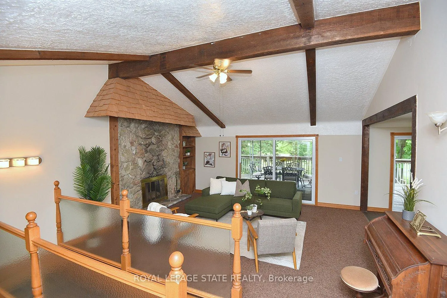 Photo 9 of 731 Old Hwy 8, Hamilton, Rockton — HOMEH