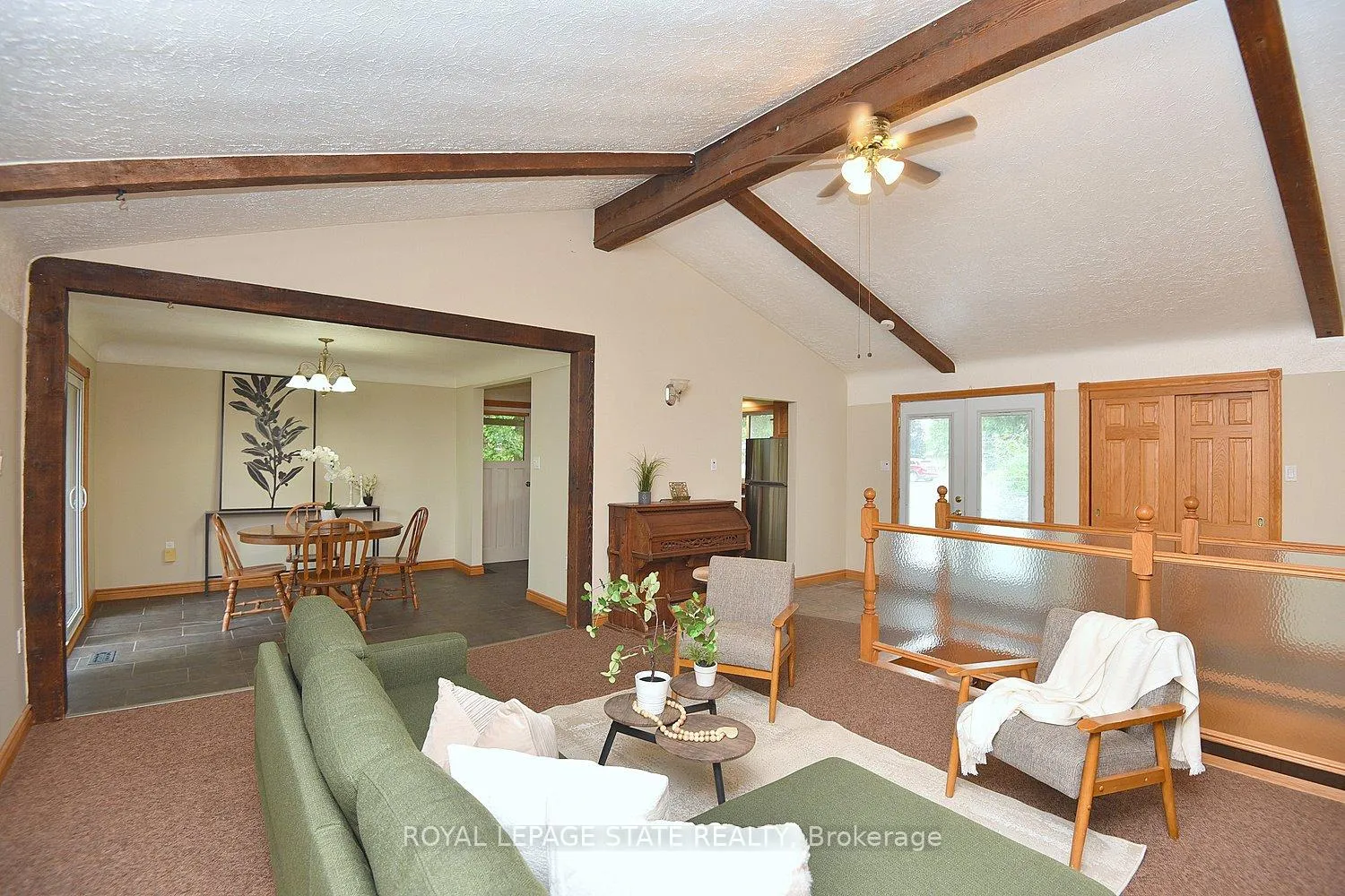 Photo 10 of 731 Old Hwy 8, Hamilton, Rockton — HOMEH