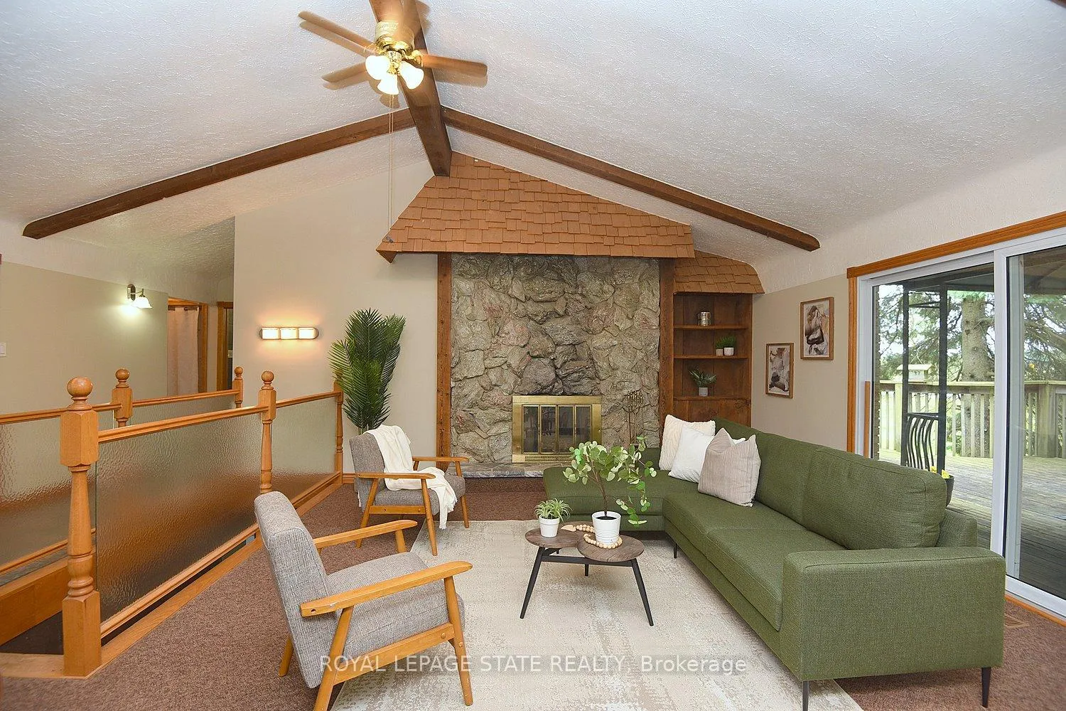 Photo 12 of 731 Old Hwy 8, Hamilton, Rockton — HOMEH