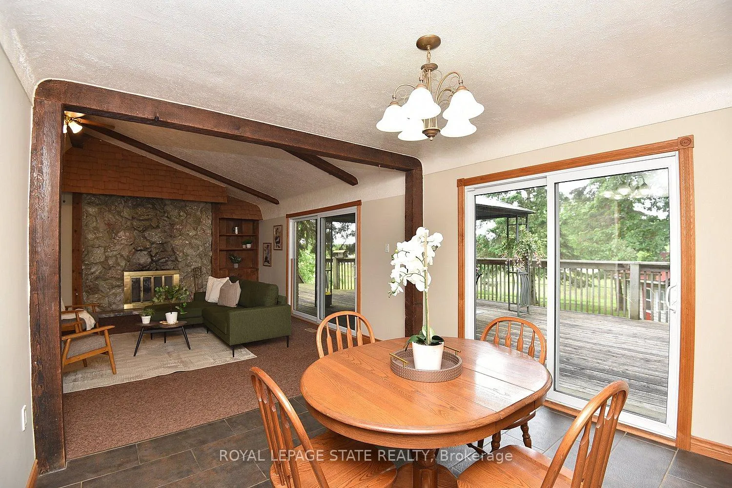 Photo 16 of 731 Old Hwy 8, Hamilton, Rockton — HOMEH