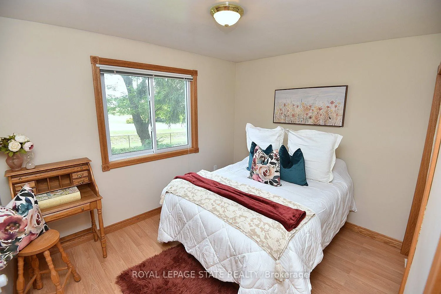 Photo 22 of 731 Old Hwy 8, Hamilton, Rockton — HOMEH