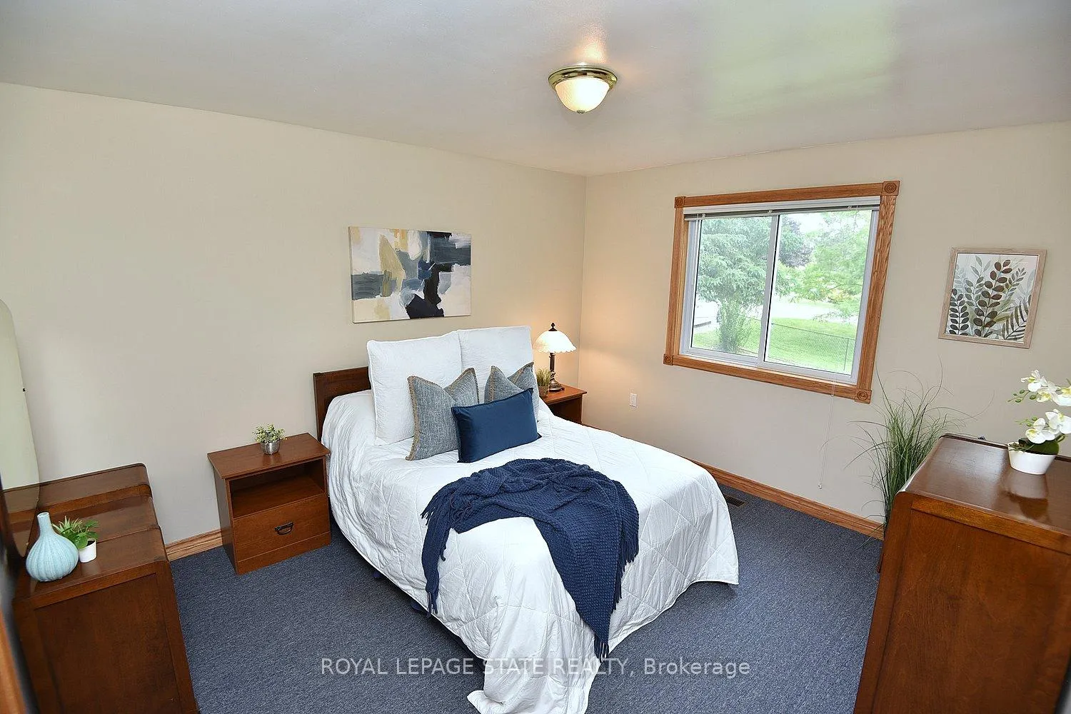 Photo 23 of 731 Old Hwy 8, Hamilton, Rockton — HOMEH