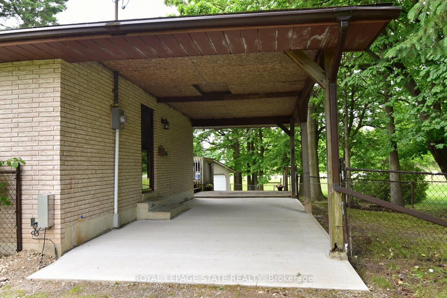 Photo 32 of 731 Old Hwy 8, Hamilton, Rockton — HOMEH