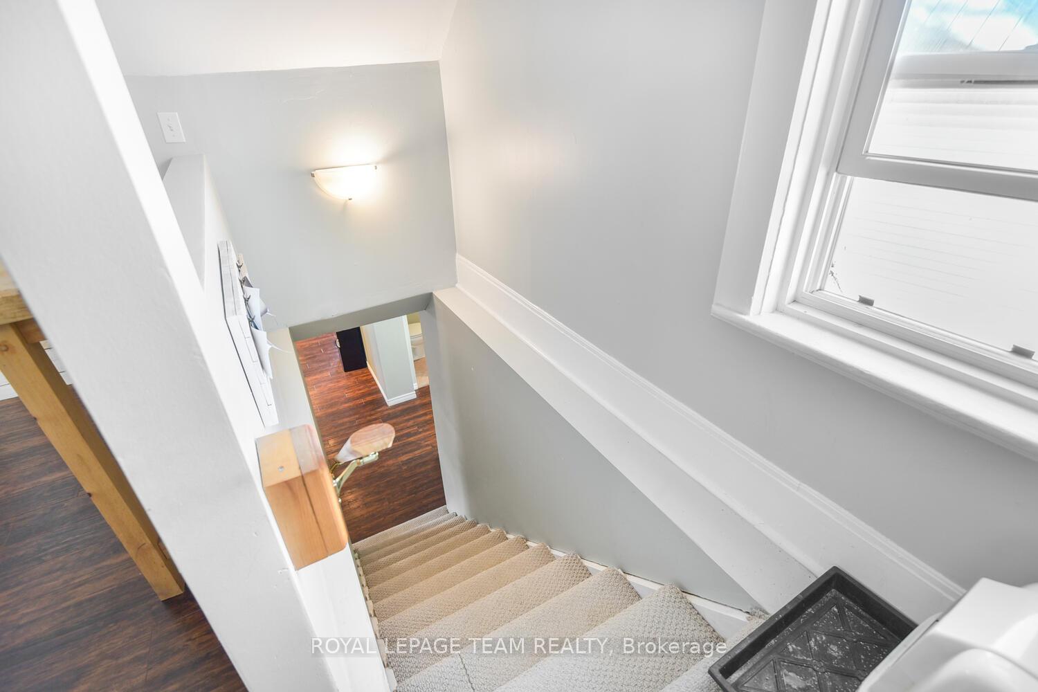 Photo 18 of 2155 Dundas Street S, Edwardsburgh/Cardinal, Town of Cardinal — HOMEH