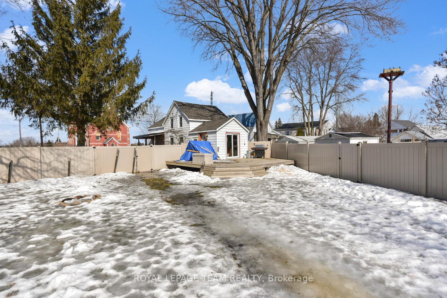 Photo 26 of 2155 Dundas Street S, Edwardsburgh/Cardinal, Town of Cardinal — HOMEH