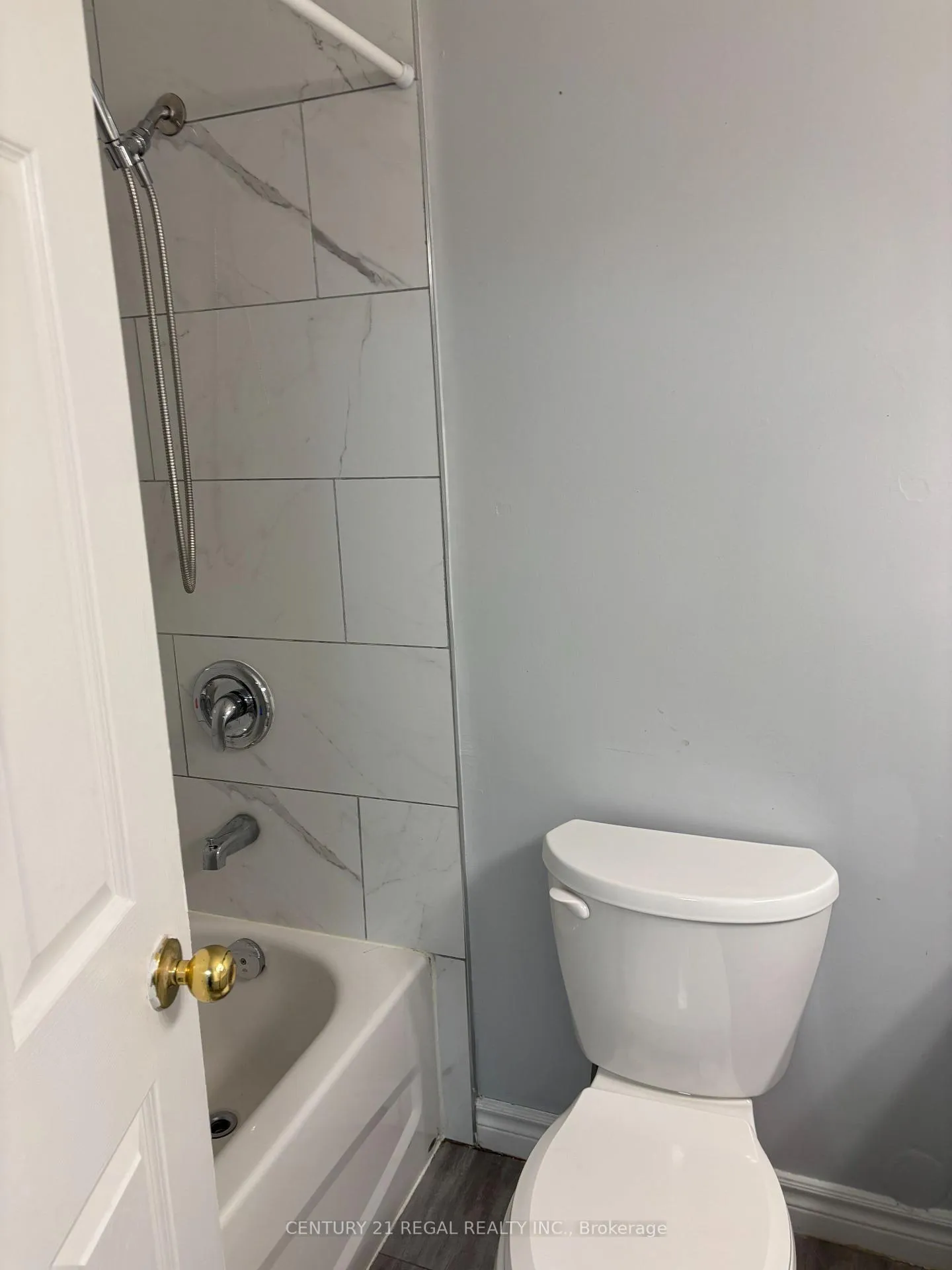 Photo 6 of Unit 17, 506 Normandy Street, Oshawa, Central — HOMEH