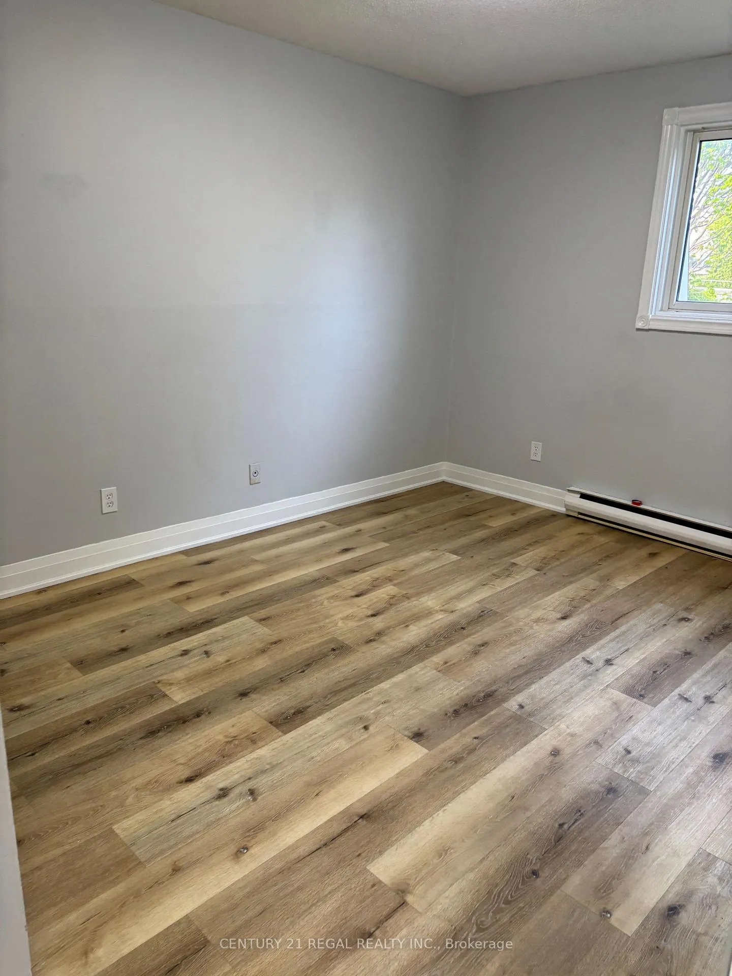 Photo 8 of Unit 17, 506 Normandy Street, Oshawa, Central — HOMEH