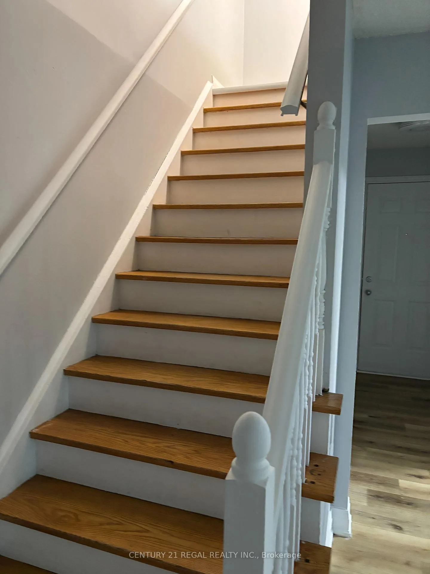 Photo 9 of Unit 17, 506 Normandy Street, Oshawa, Central — HOMEH
