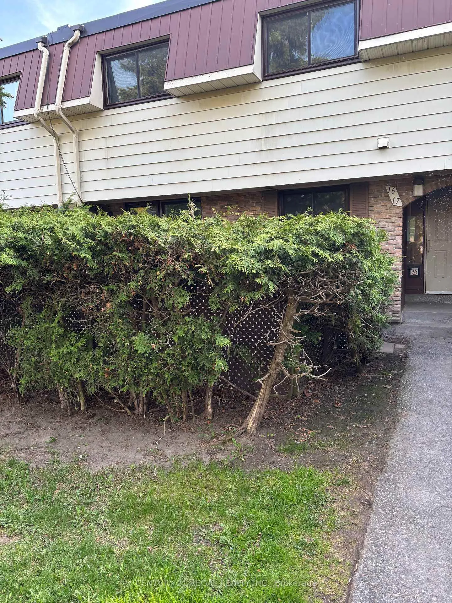 Photo 12 of Unit 17, 506 Normandy Street, Oshawa, Central — HOMEH