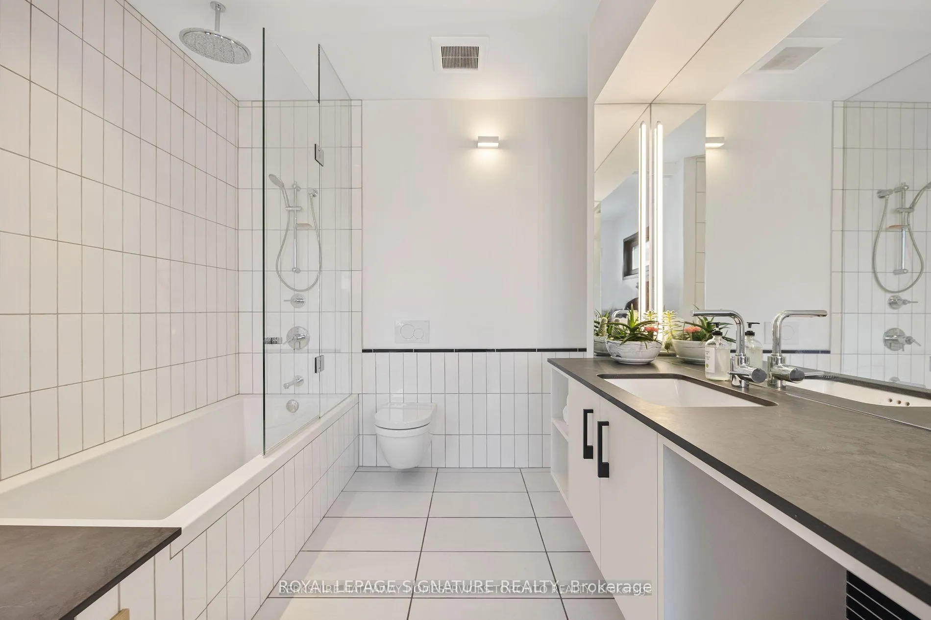 Photo 14 of 19 Fennings Street, Toronto, Trinity-Bellwoods — HOMEH