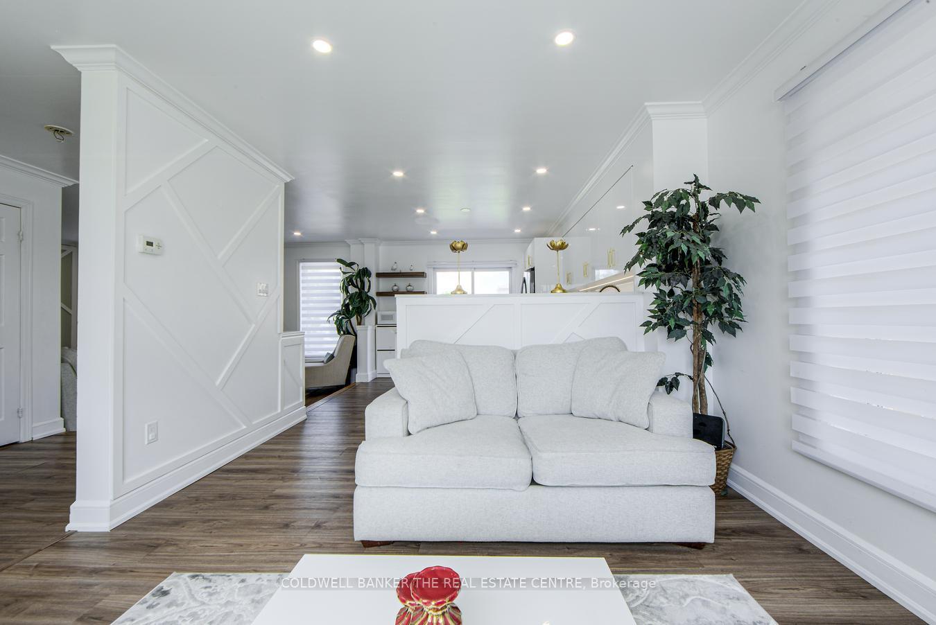 Photo 8 of Unit Main, 144 Dean Avenue S, Barrie, Painswick South — HOMEH