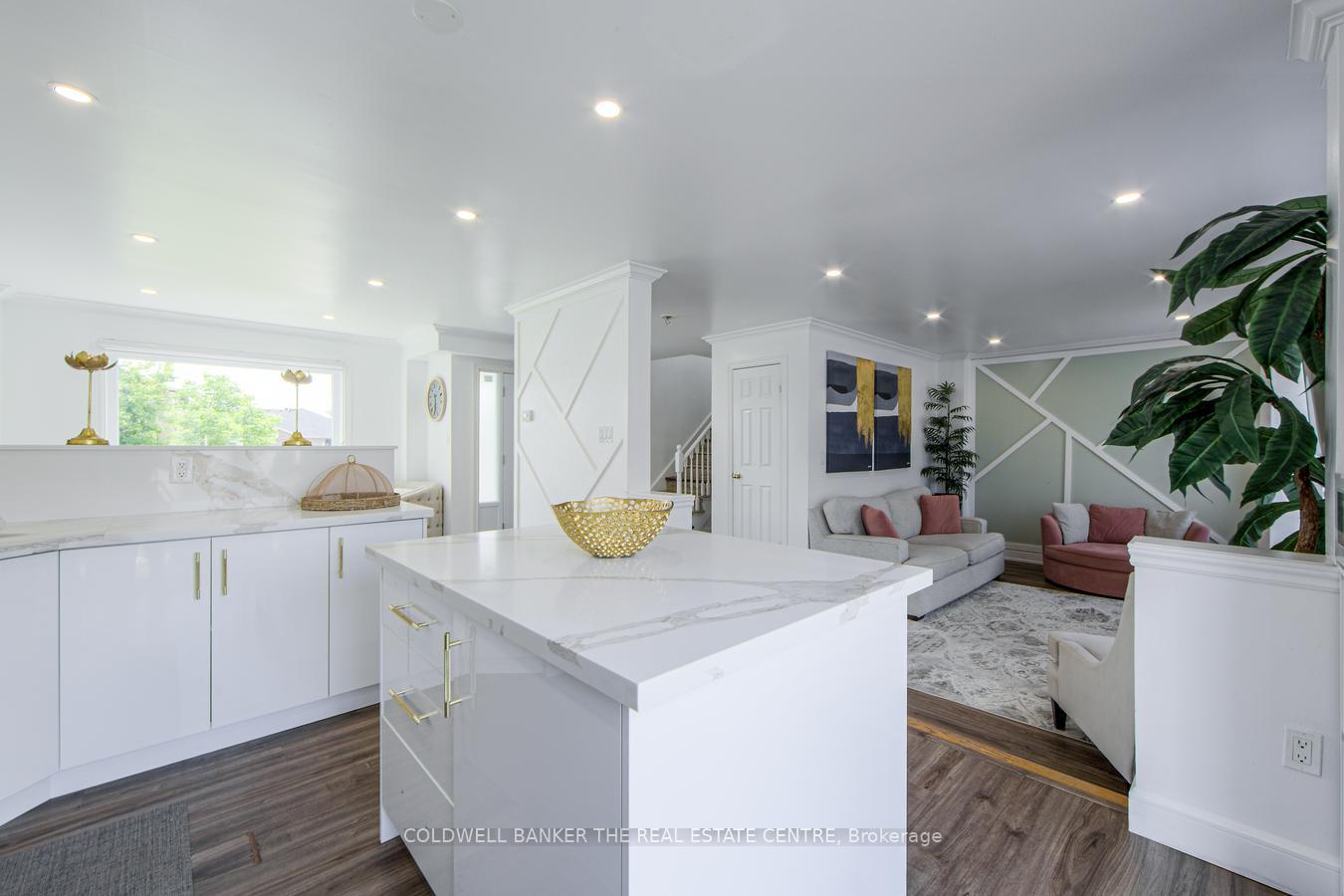 Photo 13 of Unit Main, 144 Dean Avenue S, Barrie, Painswick South — HOMEH