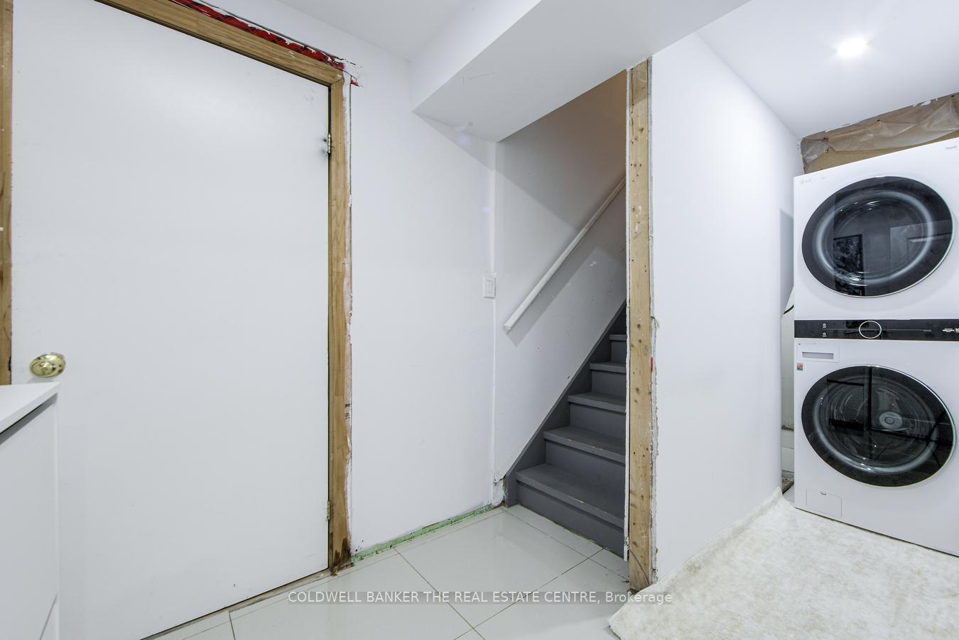 Photo 33 of Unit Main, 144 Dean Avenue S, Barrie, Painswick South — HOMEH
