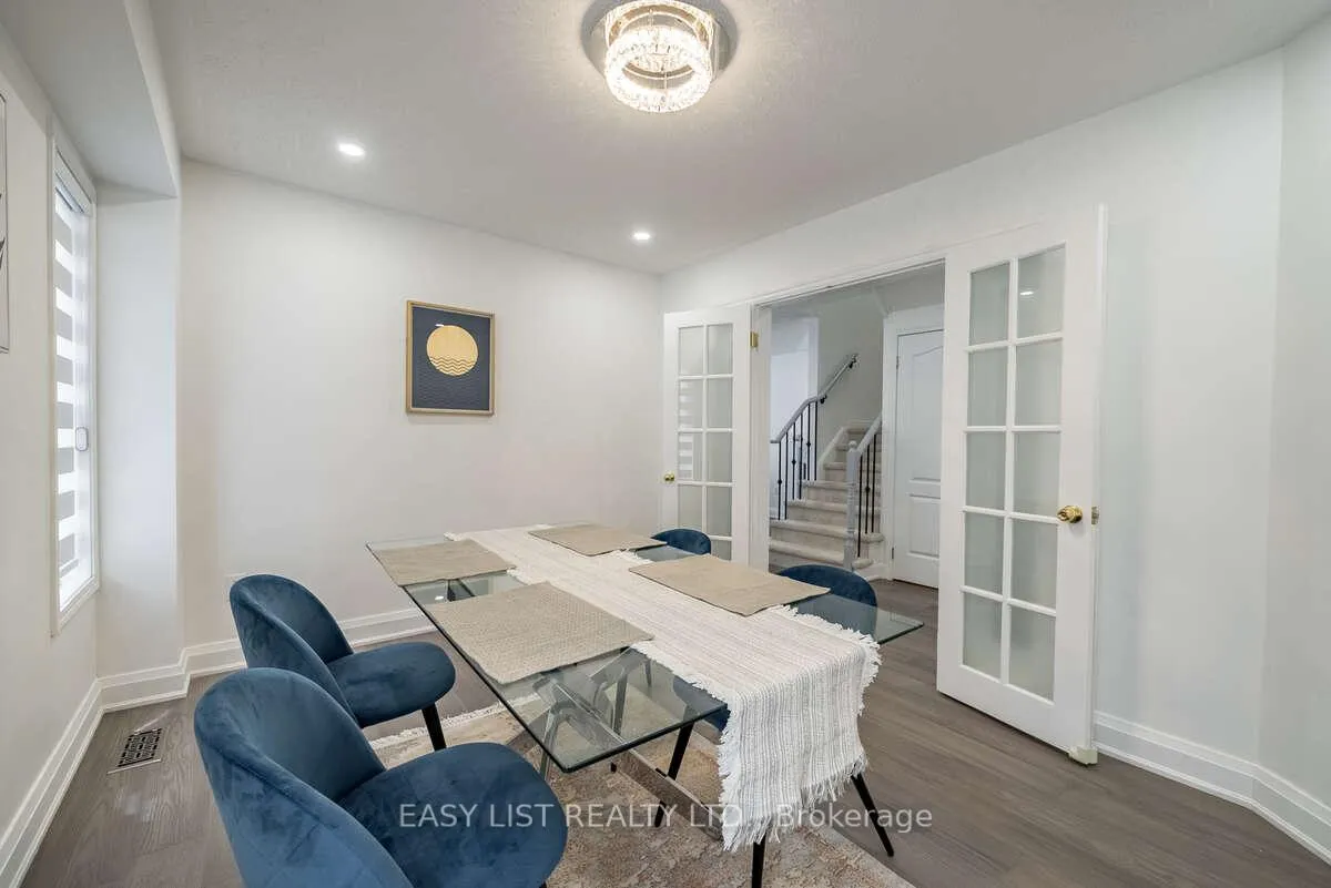Photo 7 of 1608 Whitestone Drive, Oshawa, Samac — HOMEH