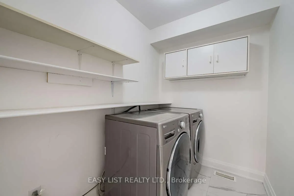 Photo 17 of 1608 Whitestone Drive, Oshawa, Samac — HOMEH