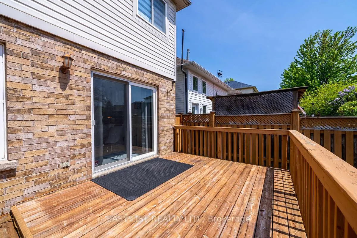 Photo 31 of 1608 Whitestone Drive, Oshawa, Samac — HOMEH