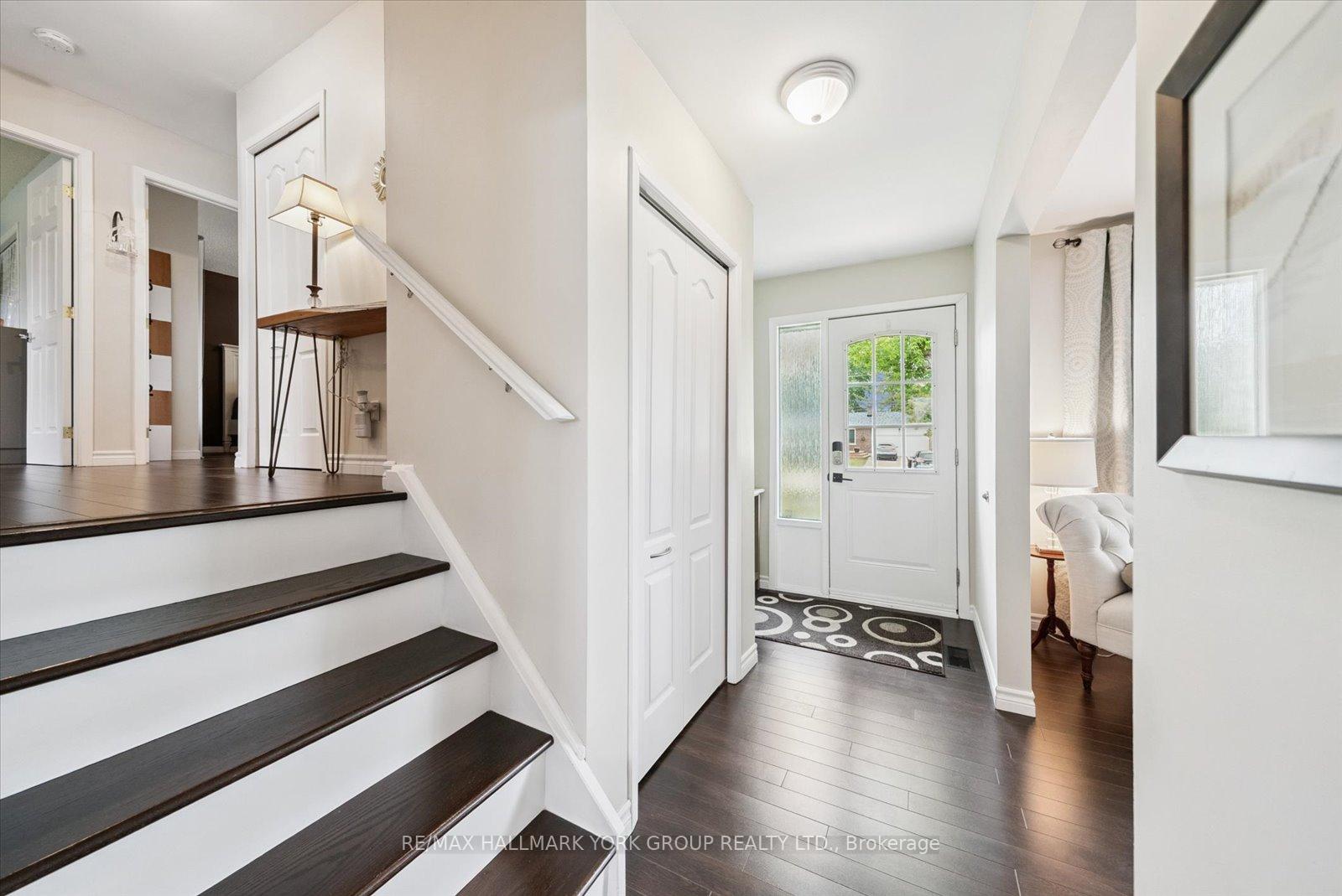 Photo 17 of 31 Griffith Avenue, Georgina, Pefferlaw — HOMEH