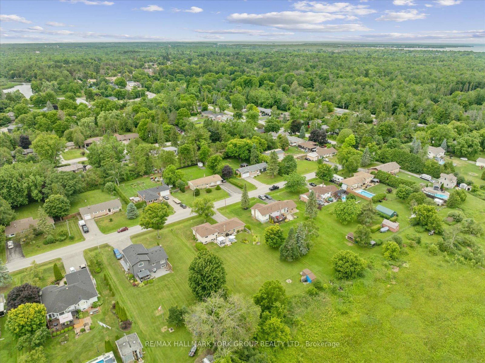 Photo 50 of 31 Griffith Avenue, Georgina, Pefferlaw — HOMEH