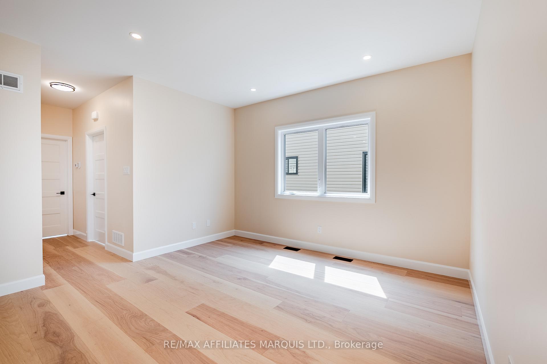 Photo 14 of 75 Portland Drive, Cornwall — HOMEH