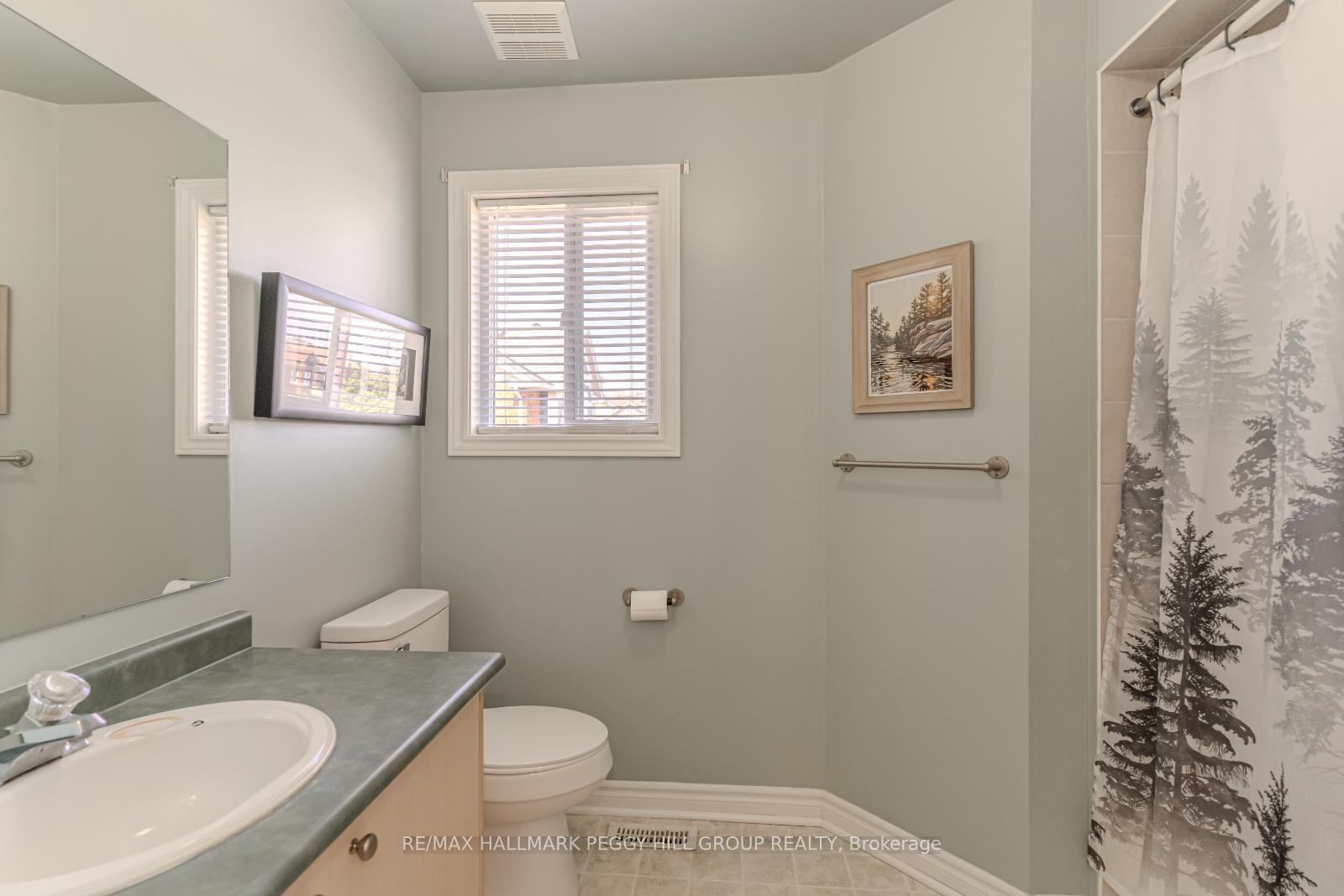 Photo 9 of 2 Northview Crescent, Barrie, Northwest — HOMEH