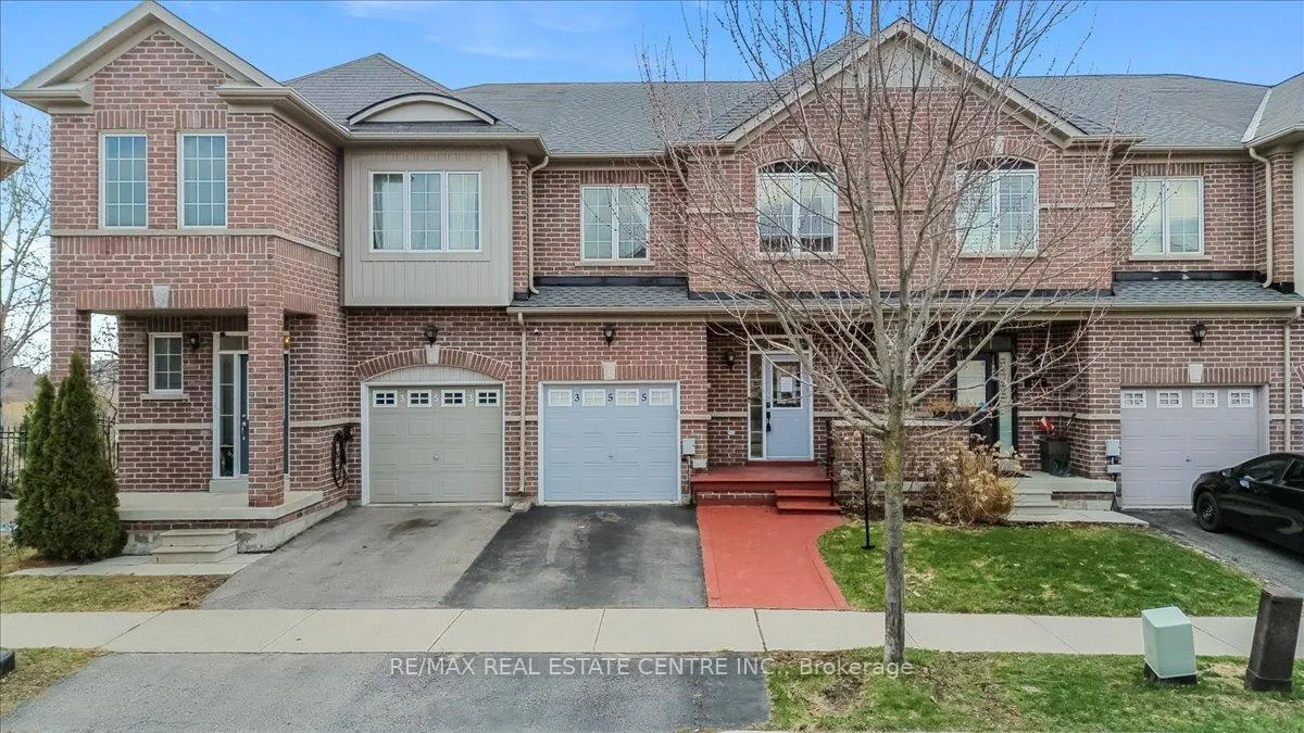 Photo 1 of 355 Hobbs Crescent, Milton, Clarke — HOMEH