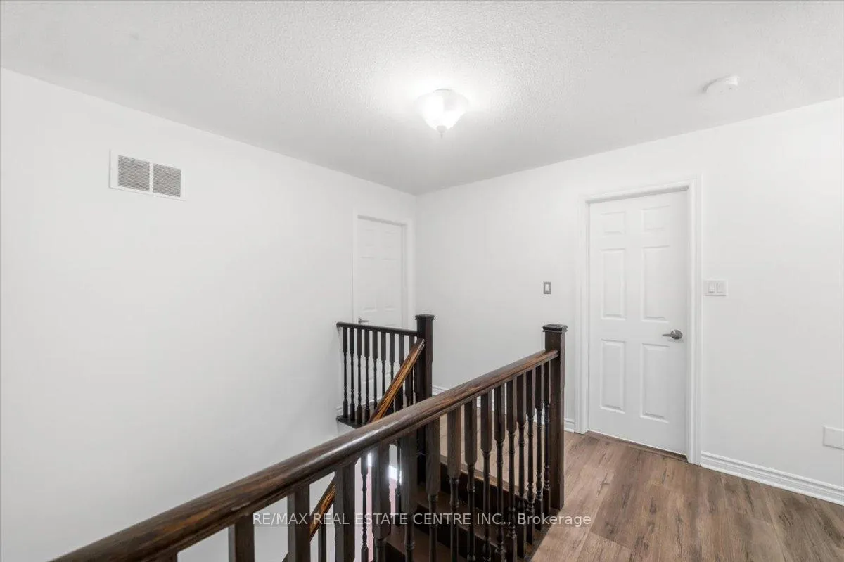 Photo 12 of 355 Hobbs Crescent, Milton, Clarke — HOMEH