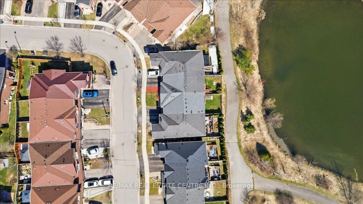 Photo 35 of 355 Hobbs Crescent, Milton, Clarke — HOMEH