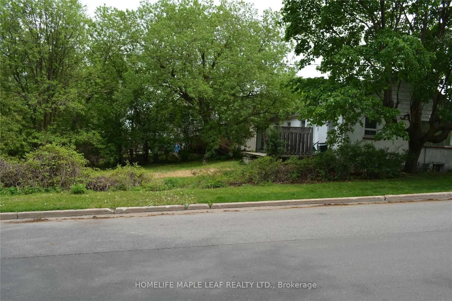 Photo 5 of 96 Woodward Avenue N, Markham, Grandview — HOMEH