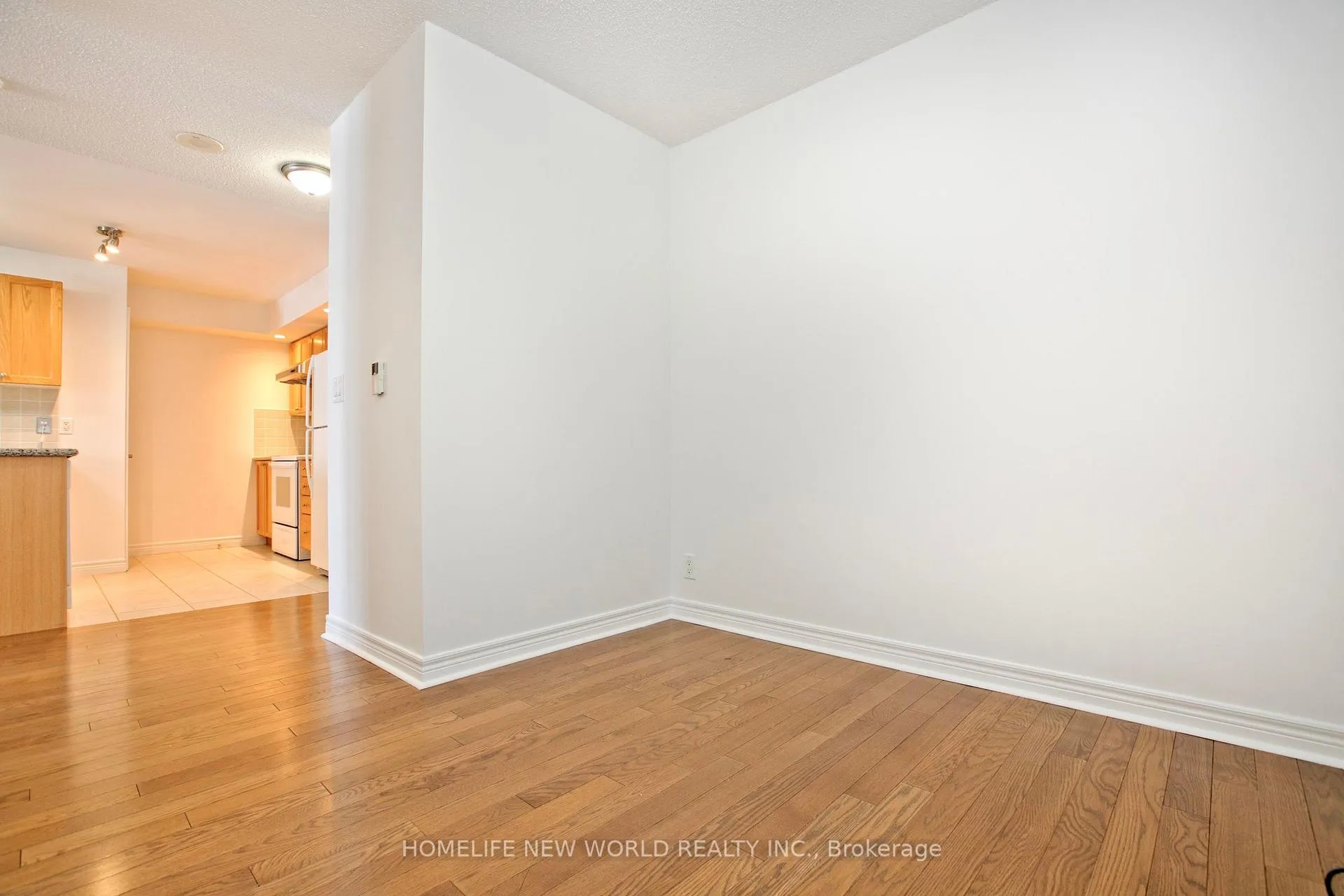 Photo 14 of Unit Unit 326, 33 Cox Boulevard, Markham, Unionville — HOMEH