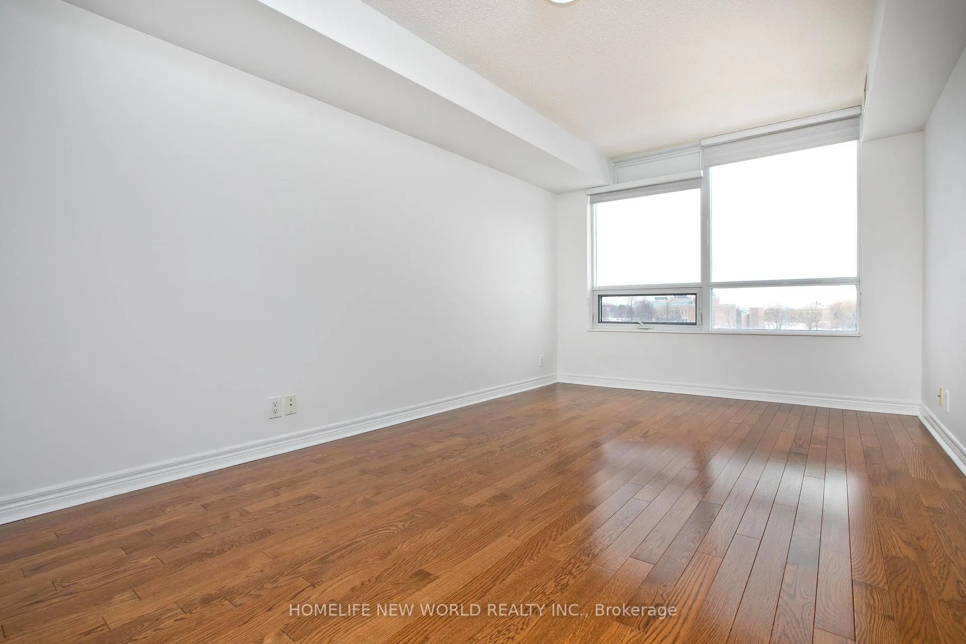 Photo 17 of Unit Unit 326, 33 Cox Boulevard, Markham, Unionville — HOMEH