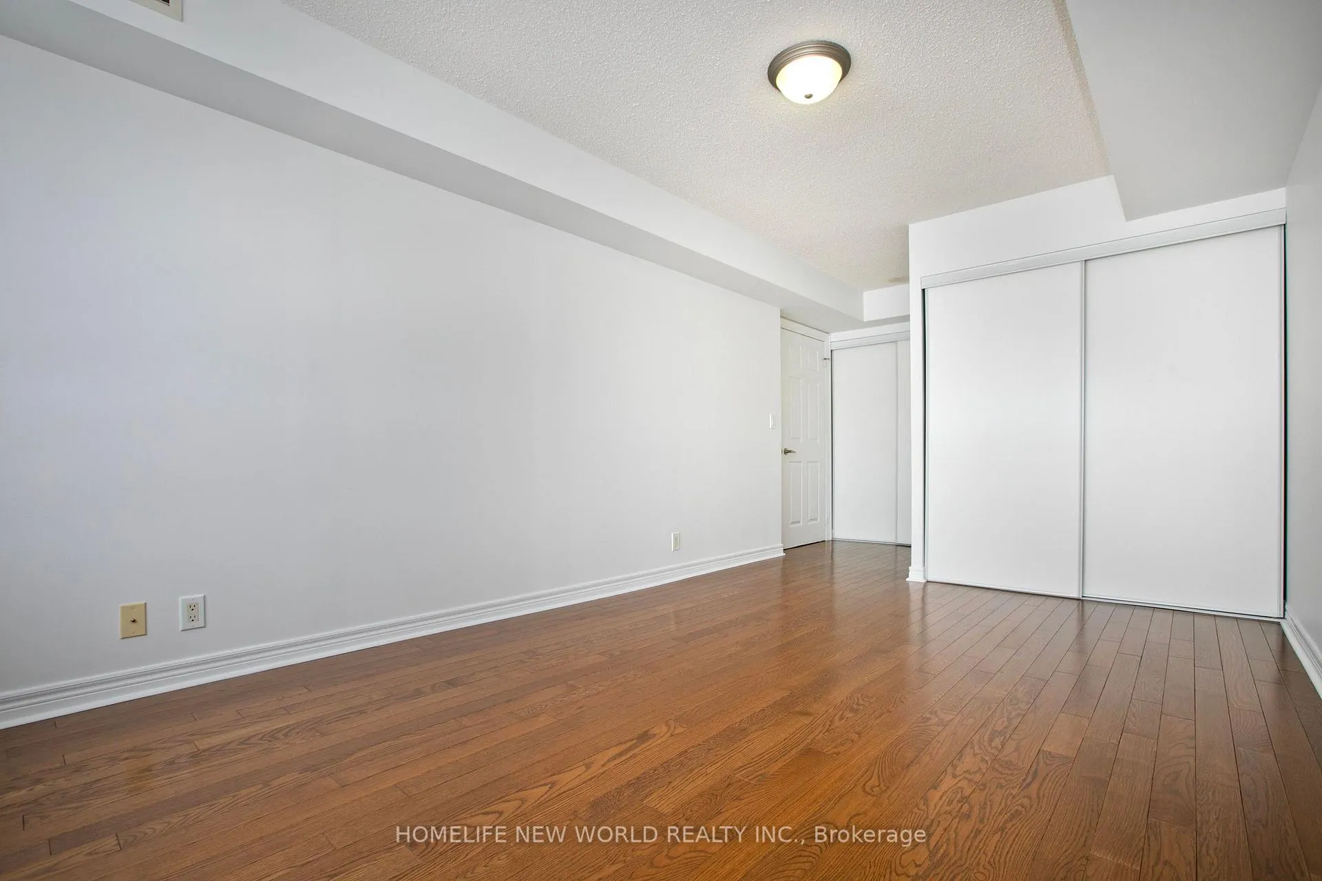 Photo 18 of Unit Unit 326, 33 Cox Boulevard, Markham, Unionville — HOMEH