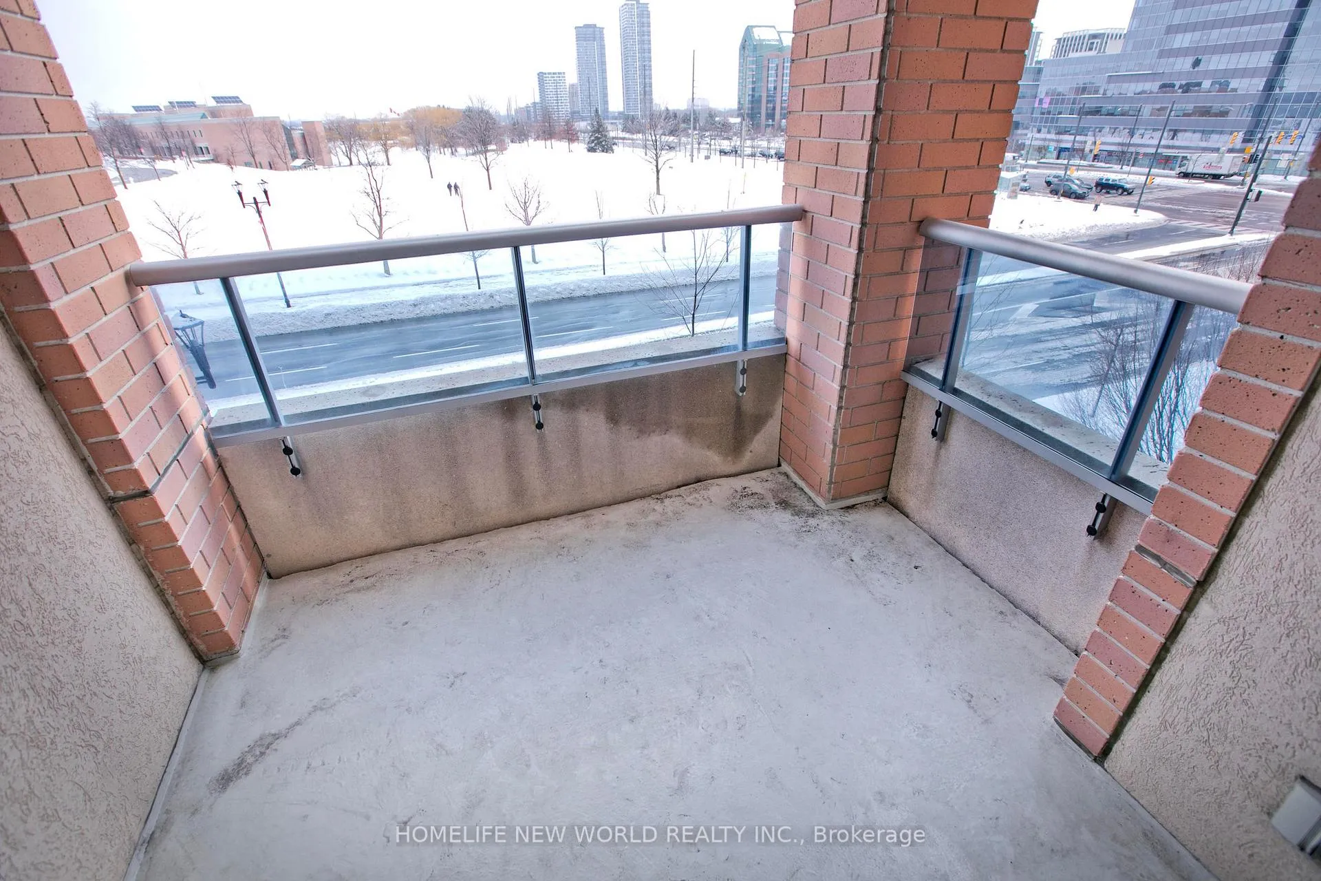 Photo 27 of Unit Unit 326, 33 Cox Boulevard, Markham, Unionville — HOMEH