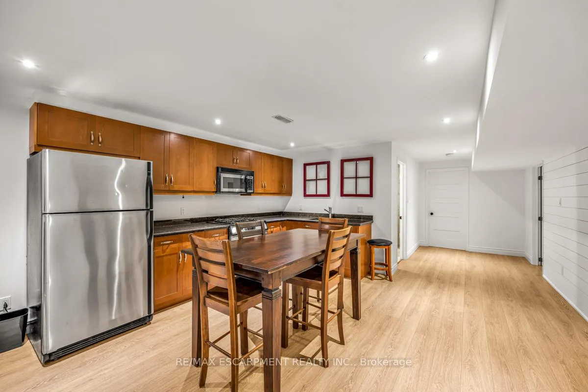 Photo 26 of 1068 Wyatt Road, Hamilton, Rural Flamborough — HOMEH