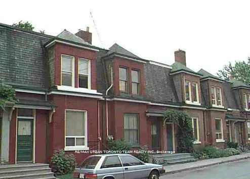Front of 7 Mark Street