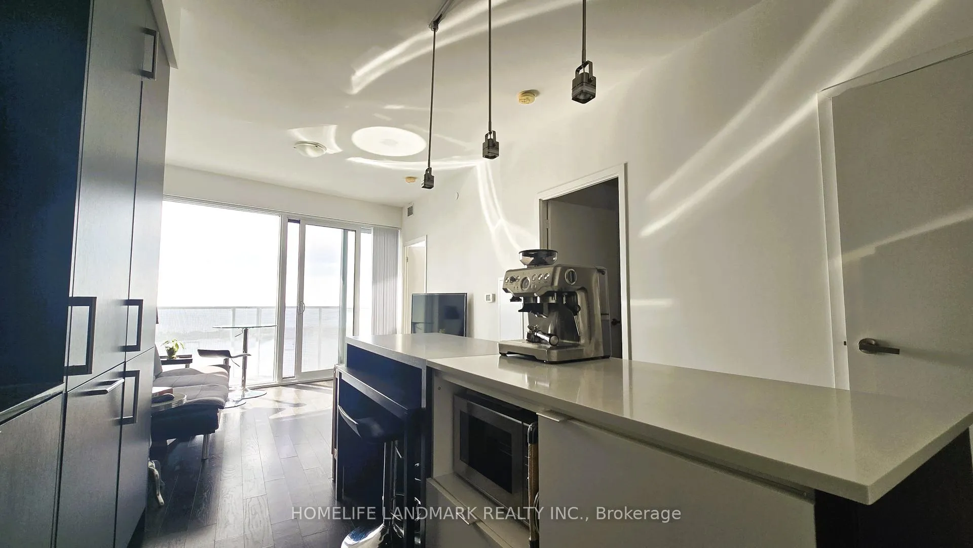 Photo 10 of Unit 5509, 100 Harbur Street, Toronto, Waterfront Communities — HOMEH
