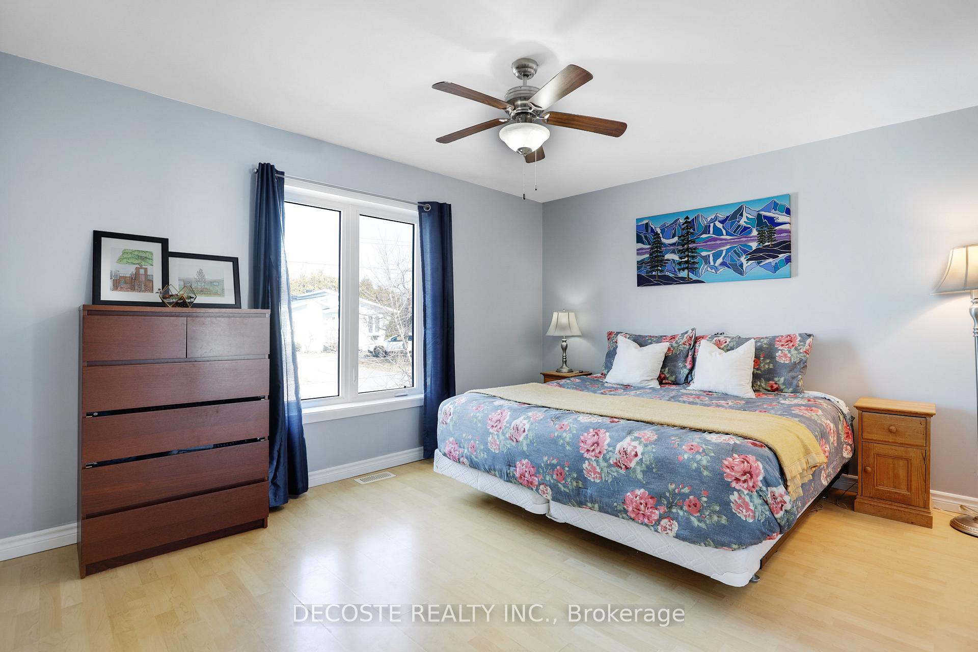 Photo 20 of 877 Queen Street, Champlain, L'Orignal — HOMEH